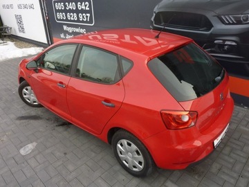 Seat Ibiza IV Hatchback 5d Facelifting 1.2 70KM 2014 Seat Ibiza 1.2 Benzynka, zdjęcie 6
