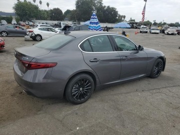 Alfa Romeo Giulia II Sedan Facelifting 2.0 Turbo 280KM 2021 Alfa Romeo Giulia Sport 2021 2.0l 2.0 Benzyna 280KM, zdjęcie 3