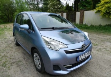 Toyota Verso-S 1.33 Dual VVT-i 99KM 2011 Toyota Verso S czyli YARIS z bagaznikiem. Niezawodny i praktyczny 1.3 99KM, zdjęcie 3