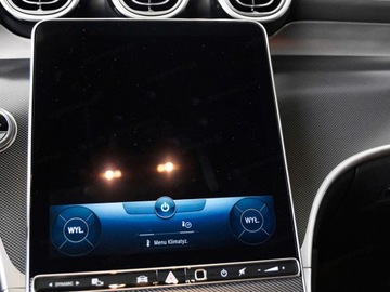 Mercedes GLC C254/X254 Coupe 2.0 200 204KM 2025 MERCEDES-BENZ GLC 200 4-Matic AMG Line 2.0 (204KM) 2025, zdjęcie 11