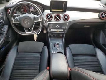 Mercedes CLA C118/X118 2019 Mercedes-Benz CLA 2019, 2.0L, 4x4, 45 AMG, porysowany lakier 2.0 Benzyna, zdjęcie 7