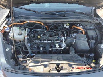 Ford Kuga III 2020 Ford Kuga 2020 r., 2,5L SE SPORT 2.5 Hybryda 198KM, zdjęcie 11