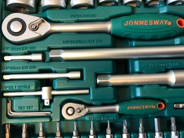 Jonnesway Zestaw kluczy nasadowych + bity 134 elem