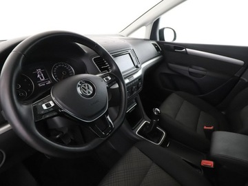 Volkswagen Sharan II Van Facelifting 1.4 TSI 150KM 2017 Volkswagen Sharan klima auto grzane fotele, zdjęcie 13