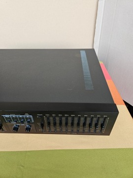 ГРАФИЧЕСКИЙ ЭКВАЛАЙЗЕР HARMAN/KARDON EQ 8
