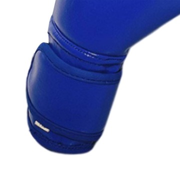 Детские боксерские перчатки. Тренировочная рука.