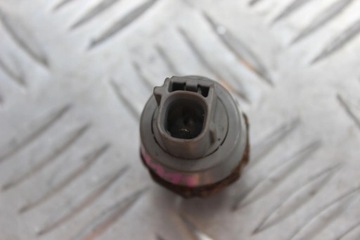 LEXUS LS 400 1995 SENZOR TLAKU OLEJE