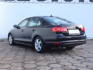 Volkswagen Jetta VI Sedan 1.2 TSI 105KM 2013 VW Jetta 1.2 TSI, Salon Polska, Klima, zdjęcie 3