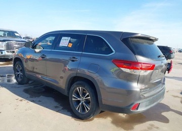 Toyota Highlander II 2019 Toyota Highlander LE, od ubezpieczalni 2.7 Benzyna 185KM, zdjęcie 4
