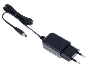 Блок питания эффектов — адаптер переменного тока Zoom AD16