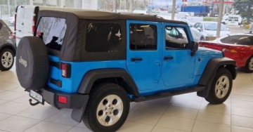 Jeep Wrangler III Unlimited Facelifting 3.6 V6 Pentastar 284KM 2018 Jeep Wrangler 3.6 V6 Pentastar 284KM Sahara Polski Salon LPG Dlugi 3.6, zdjęcie 9