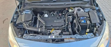 Opel Astra J Sports Tourer 1.6 Turbo ECOTEC 180KM 2011 Opel Astra Opel Astra 1.6 Turbo Cosmo 1.6 Benzyna 180KM, zdjęcie 35