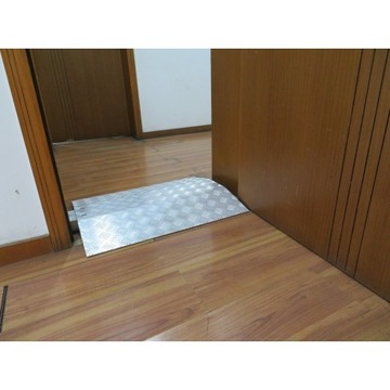 RAMPA PROGOWA PODJAZD ALU 70x55cm