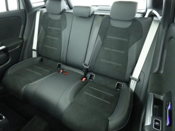 Mercedes GLA II Off-roader Facelifting 2.0 200d 150KM 2025 MERCEDES-BENZ GLA 200 d AMG Line Suv 2.0 (150KM) 2025, zdjęcie 12