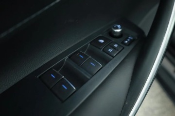 Toyota Corolla XII 2019 Toyota Corolla 2.0 Hybrid, Salon Polska, Automat, zdjęcie 3