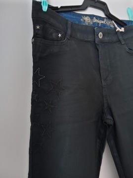 Desigual spodnie exotic jeans efekt woskowanych 34