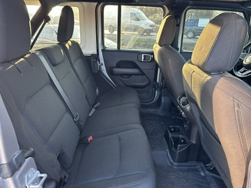 Jeep Wrangler IV Sport 4d Seria 5  2.0 GME Turbo  272KM 2019 Jeep Wrangler Sahara 2.0T 272KM 4x4 2019r. Hardtop, zdjęcie 30