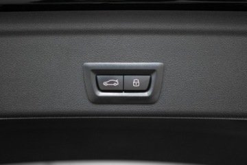 BMW X6 G06 SUV 3.0 40d 340KM 2023 BMW X6 40d. All Black. Gwarancja 05.2027., zdjęcie 26