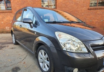 Toyota Corolla Verso AR10 2.2 D-4D 136KM 2008 Toyota Corolla Verso Bezwypadkowa 7-osobowa GetHelp 2.2 Diesel 136KM, zdjęcie 1