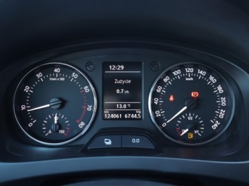 Skoda Rapid II Spaceback 1.2 TSI 105KM 2015 Skoda Rapid Spaceback 1.2 TSI, Salon Polska, zdjęcie 10