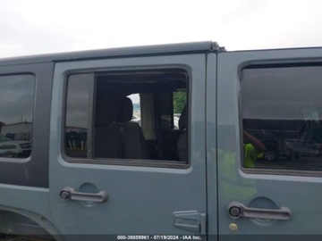 Jeep Wrangler III Unlimited Facelifting 3.6 V6 286KM 2015 Jeep Wrangler 2015 Jeep Wrangler Unlimited 4WD 4dr Sport 3.6 Benzyna 285KM, zdjęcie 16