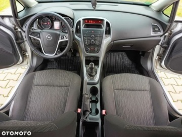 Opel Astra H Kombi 1.7 CDTI ECOTEC 125KM 2013 Opel Astra Opel Astra 1.7 CDTI DPF Sports Tourer 1.7 Diesel 125KM, zdjęcie 23