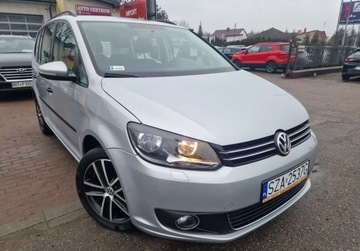 Volkswagen Touran II 1.6 TDI 105KM 2011 Volkswagen Touran 1.6Dieselniski przebiegZarejestrowany w Polsce 1.6