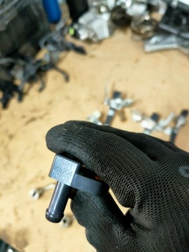 ДАТЧИК ДАВЛЕНИЯ ВЫХЛОПА MAZDA 2.2 SH02CK5204