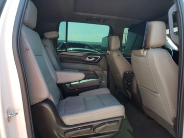 Chevrolet Suburban GMT900 2021 Chevrolet Suburban C1500 LT 2021 5.3l 5.3 Benzyna 355KM, zdjęcie 11