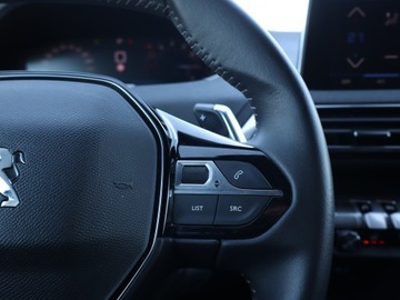 Peugeot 3008 II Crossover Facelifting  1.2 PureTech 130KM 2024 Peugeot 3008 1.2 PureTech, Salon Polska, zdjęcie 17