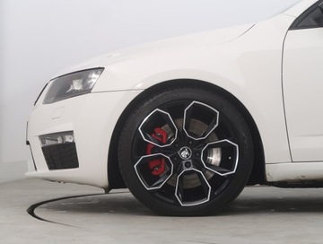 Skoda Octavia III RS 2.0 TSI 220KM 2014 Skoda Octavia RS 2.0 TSI, Skóra, Xenon, Bi-Xenon, zdjęcie 13