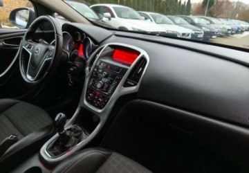 Opel Astra J Hatchback 5d 1.7 CDTI ECOTEC 110KM 2012 Opel Astra Opel Astra 1.7 CDTI DPF Cosmo 1.7 Diesel 110KM, zdjęcie 6