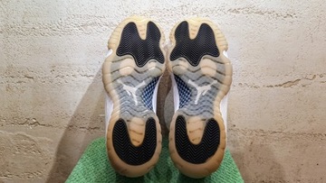 AIR JORDAN 11 RETRO LOW LEGEND СИНИЙ В ОЧЕНЬ ХОРОШЕМ СОСТОЯНИИ