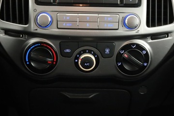 Hyundai i20 I Hatchback 5d Facelifting 1.2 DOHC 85KM 2013 Hyundai i20 1.2, Salon Polska, Serwis ASO, Klima, zdjęcie 10