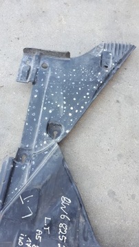 A5 8W КРЫШКА ШАССИ ПРАВАЯ ПЕРЕДНЯЯ ПРАВАЯ