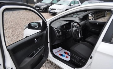 Hyundai i20 I Hatchback 5d Facelifting 1.2 DOHC 85KM 2014 Hyundai i20 LIFT Benzyna 1.2 Klimatyzacja 1.2 Benzyna 85KM, zdjęcie 10
