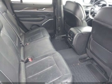 Jeep Grand Cherokee V 2023 Jeep Grand Cherokee Overland 2023 3.6 Benzyna 293KM, zdjęcie 12