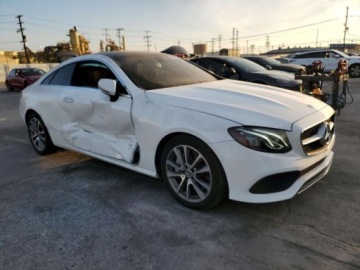 Mercedes Klasa E W213 2020 Mercedes-Benz Klasa E 450 2020 3.0l 3.0 Benzyna 362KM, zdjęcie 4