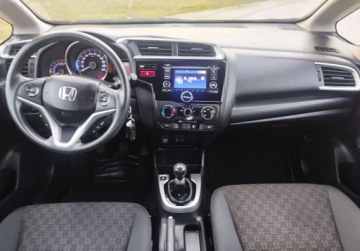 Honda Jazz IV Mikrovan 1.3 i-VTEC 102KM 2017 Honda Jazz 1.3 i-VTEC102KMSerwis110tys kmGwarancja techniczna 1.3 102KM, zdjęcie 25