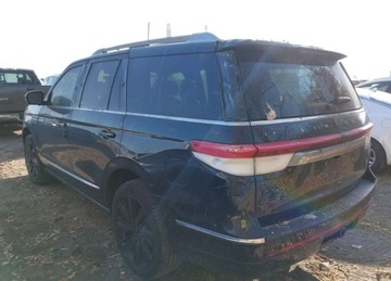 Lincoln Navigator III 2023 Lincoln Navigator 2023r., Reserve, 3.5L, od ubezpieczalni 3.5 Benzyna 446KM, zdjęcie 2