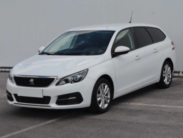 Peugeot 308 II SW Facelifting 1.5 BlueHDI 130KM 2019 Peugeot 308 1.5 BlueHDi, Navi, Klima, Klimatronic, zdjęcie 1