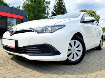 Toyota Auris II Touring Sports Facelifting 1.4 D-4D 90KM 2016 Toyota Auris Salon Polska