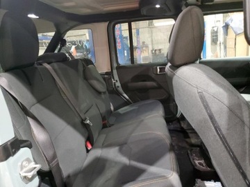 Jeep Wrangler IV 2024 Jeep Wrangler Sahara 4XE 2024 2.0l 2.0 Hybryda 375KM, zdjęcie 11