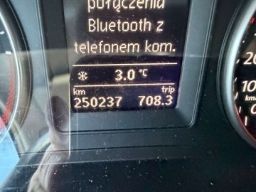 Volkswagen Touran II 1.6 TDI 105KM 2014 Volkswagen Touran Raty Panorama Automat DSG Klimatronic Navi 7 osobowy Za, zdjęcie 35