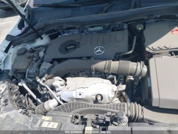 Mercedes GLA II 2021 Mercedes-Benz GLA 2021r., GLA 250, od ubezpieczalni 2.0 Benzyna 221KM, zdjęcie 10