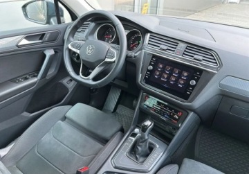 Volkswagen Tiguan II SUV Facelifting 1.5 TSI 150KM 2024 Volkswagen Tiguan Life Pakiety, ACC, Podgrzewane fotele i kierownica, Kam, zdjęcie 16