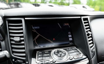 Infiniti FX II 2014 Infiniti FX S 3.0d 238ps Navi Bose Bixenon 4x4 Szyberdach Radar Szwajcaria, zdjęcie 34