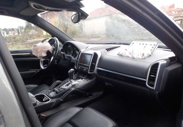 Porsche Cayenne II 2015 Porsche Cayenne Okazja 3.0 Hybryda 333KM, zdjęcie 17
