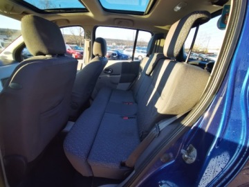 Renault Modus Hatchback 1.6 i 16V 88KM 2005 RENAULT MODUS 1.6 i 16V 88KM, Manual, Klimatyzacja, zdjęcie 15