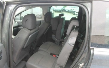 Peugeot 5008 I Minivan Facelifting 1.6 BlueHDi 120KM 2016 Peugeot 5008 1.6 Diesel 120KM, zdjęcie 9